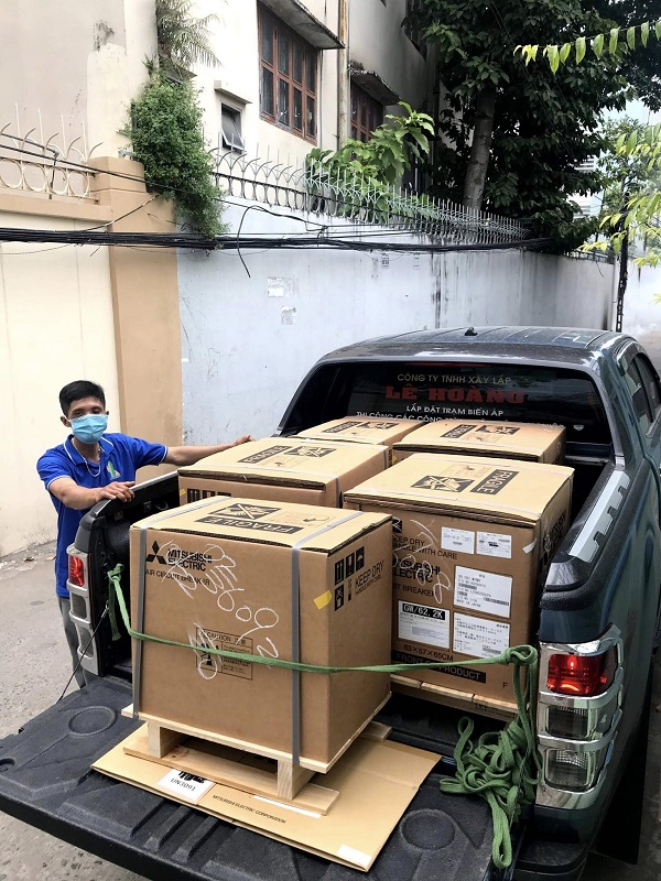 ACB 2000 Mitsubishi